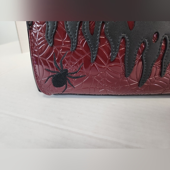 Loungefly Elvira Mistress Of The Dark Crossbody NWT Red/Black Spiderweb Goth - Picture 10 of 16